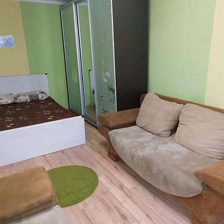 Apartament Район Деснянской Правды Czernihów Pokój zdjęcie